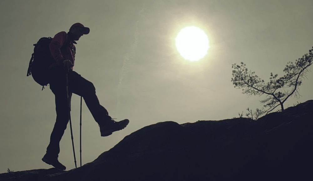 backpack trekking