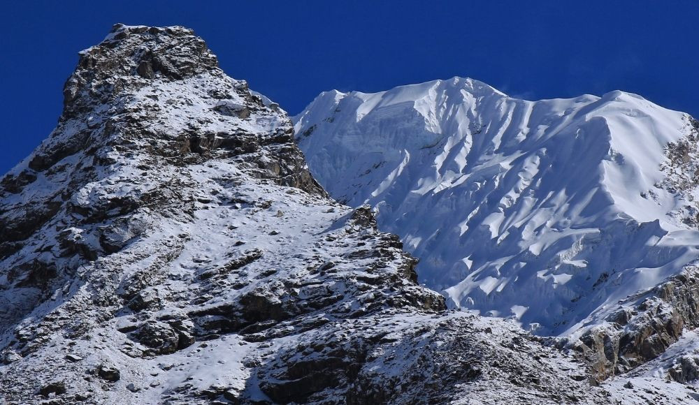 Lobuche peak