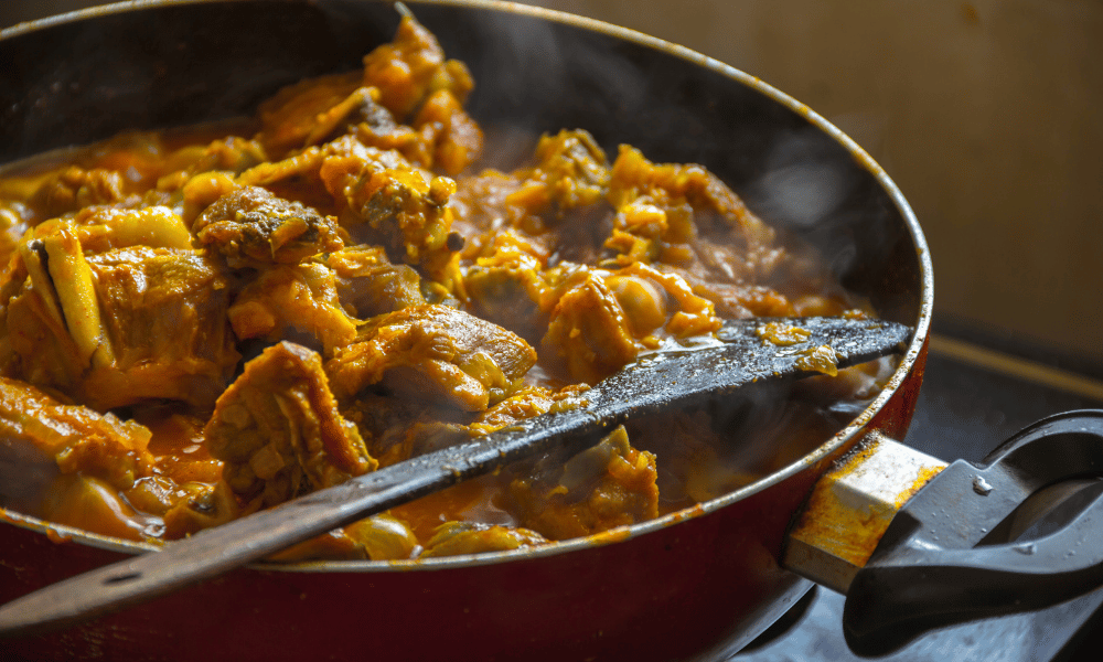 meat gravy dish