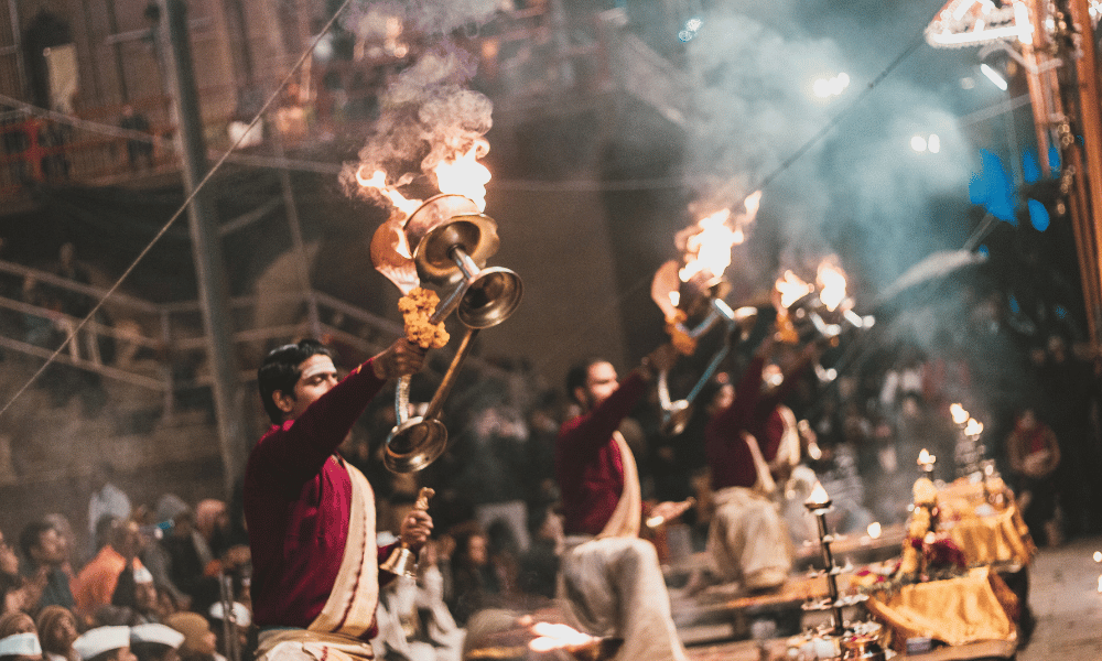 sandhya aarti in pashupatinath at maha-shivaratri