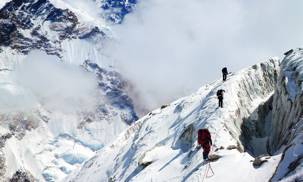 mount everest climbing