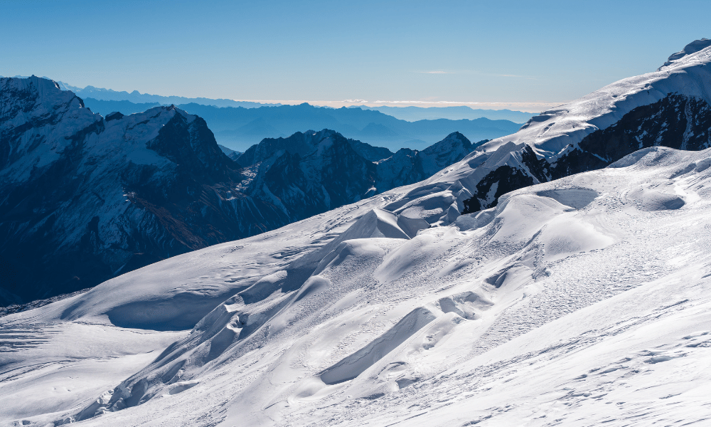 peaks for beginner climbers in nepal