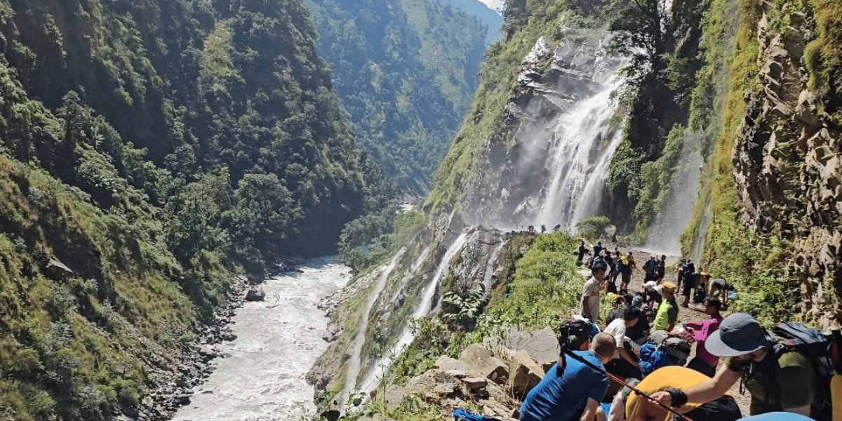 Waterfall in Tatopani