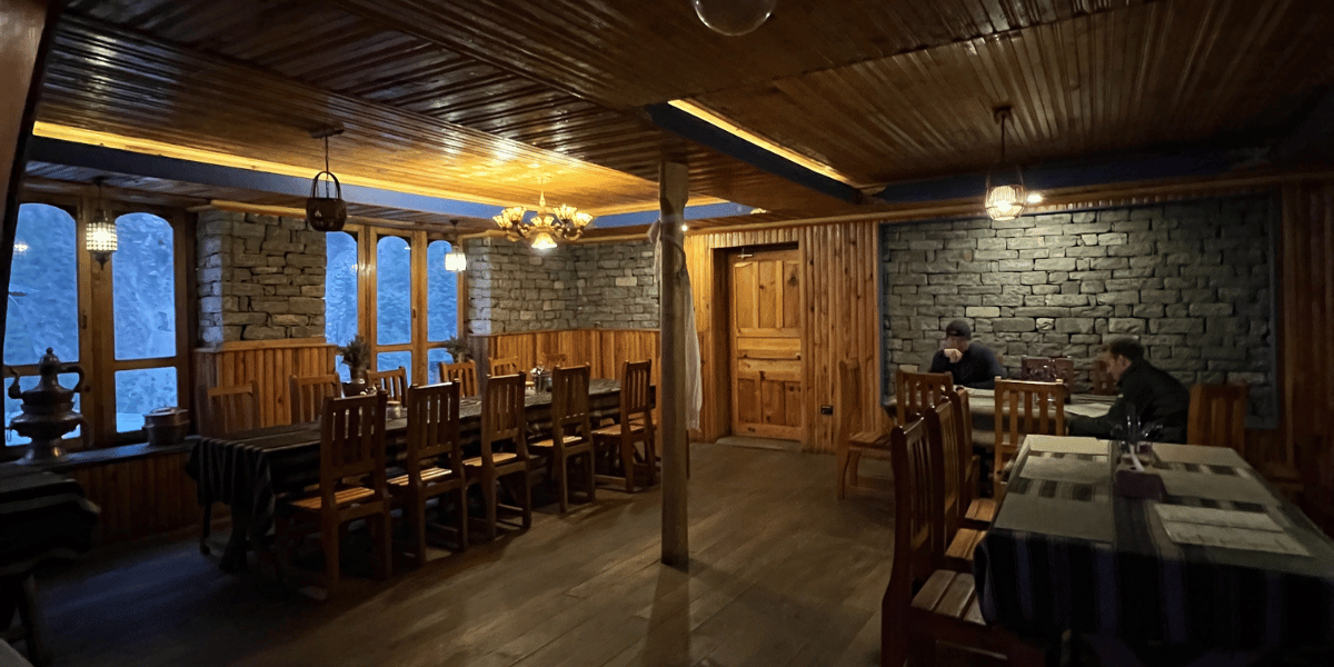 Manaslu Dining