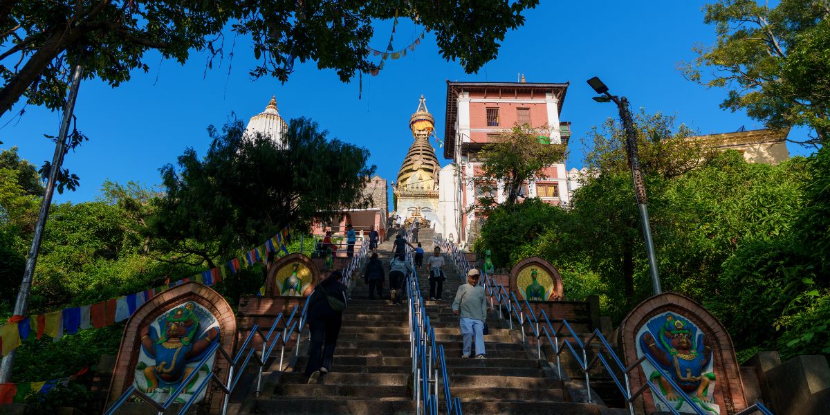 Best time to visit Swayambhunath