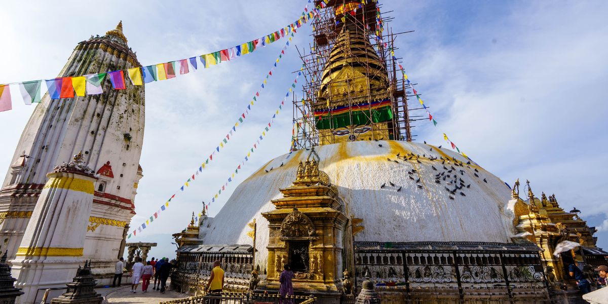 How was Swayambhunath Actually Built