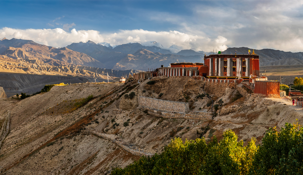 trekking in nepal