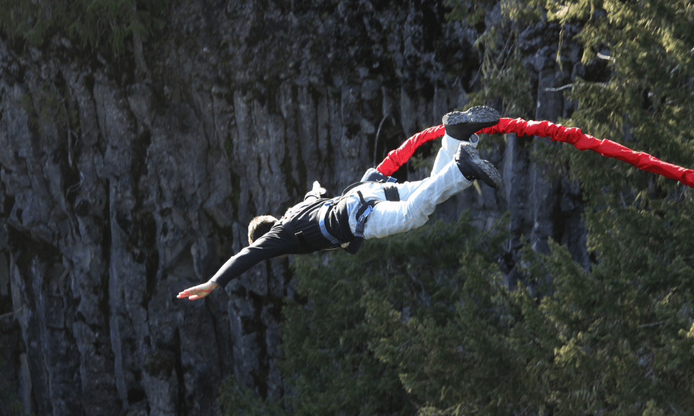 bungee jumping 