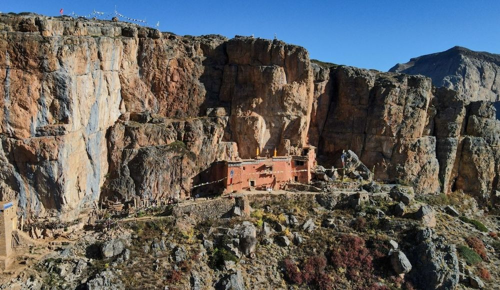 red gompa upper dolpo